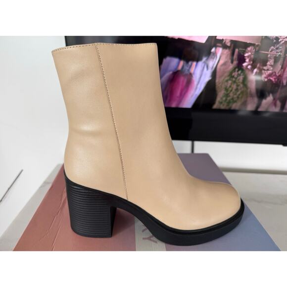 Lisa Vicky VALID-V Chunky Heel Ankle Boots | Size 7 NWT - Picture 7 of 8